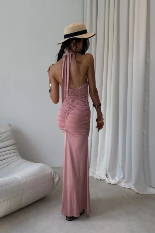 adeline-sukienka-maxi-w-kolorze-rozowym (4).webp