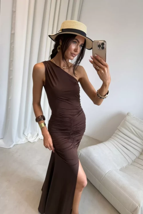 bellina-sukienka-maxi-w-kolorze-brazowym (3).webp