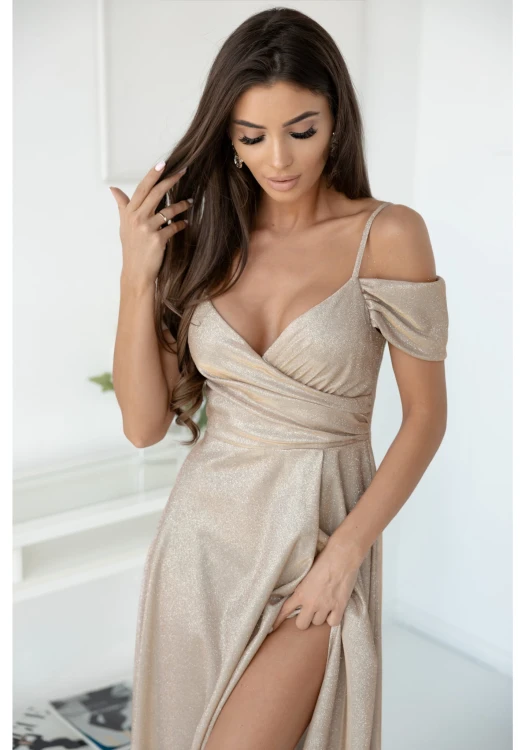 VALENTINA ZLOTY 3.jpg